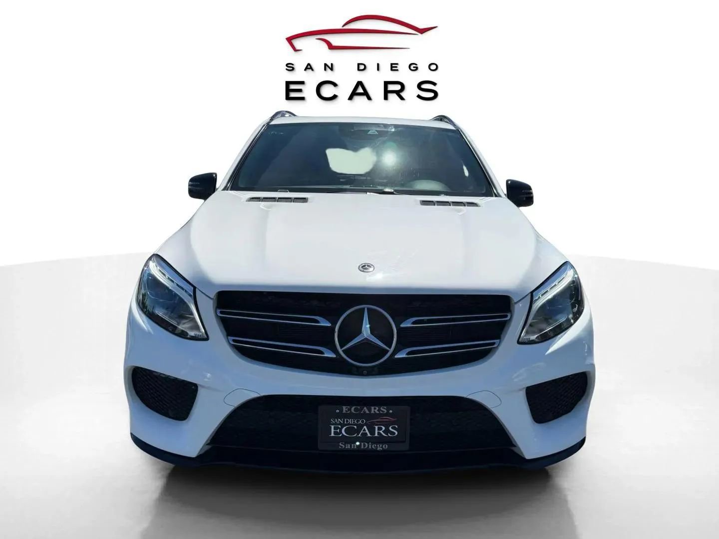 Used 2019 Mercedes-Benz GLE 400 4MATIC image 2