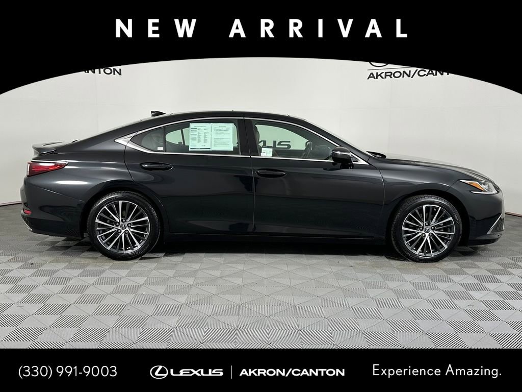 Used 2023 Lexus ES 350 Luxury w/ Accessory Package (Z1) image 7
