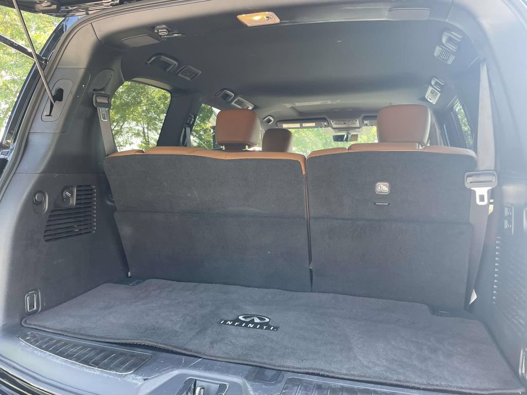 Used 2024 INFINITI QX80 Sensory w/ Cargo Package AWD/4WD image 11