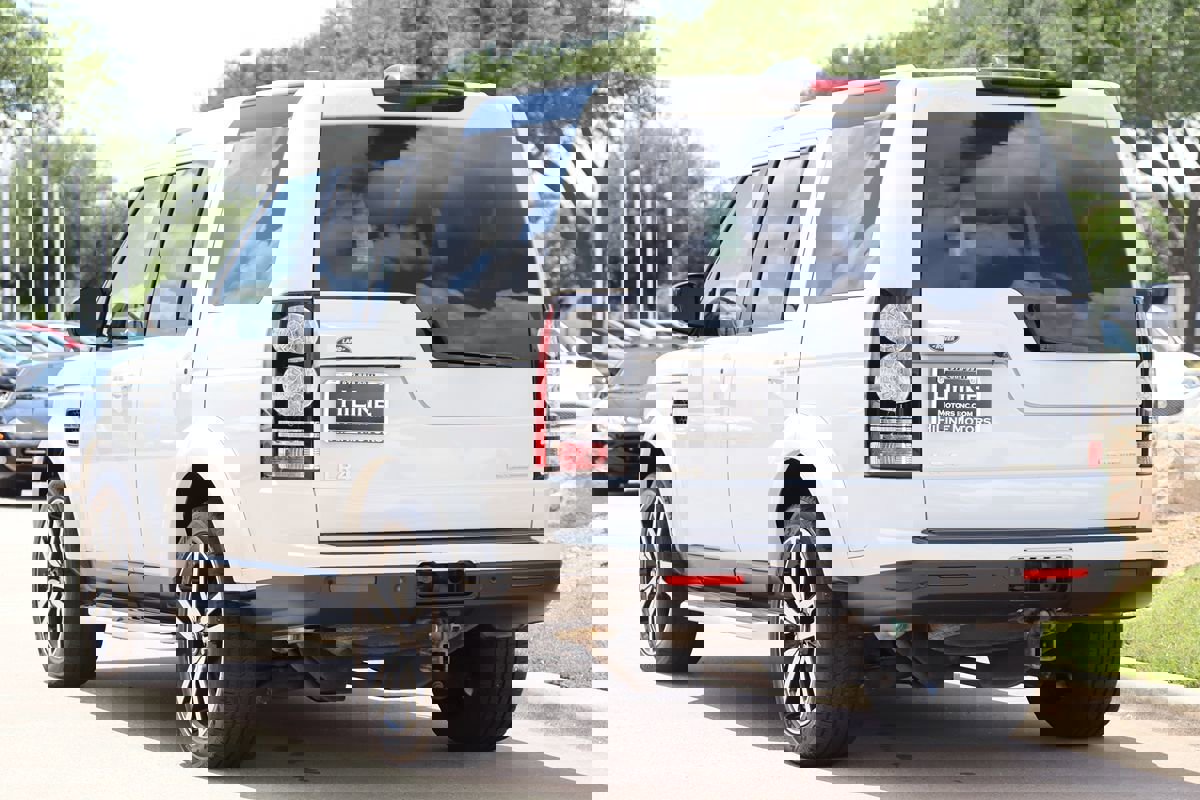 Used 2016 Land Rover LR4 HSE LUX image 9