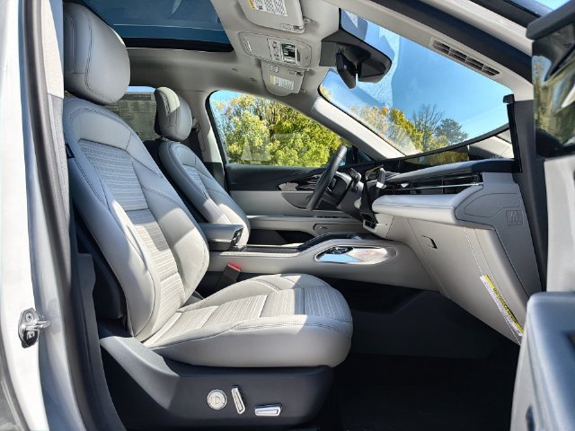 New 2026 Lincoln Nautilus Reserve w/ Jet Appearance Package AWD/4WD image 26