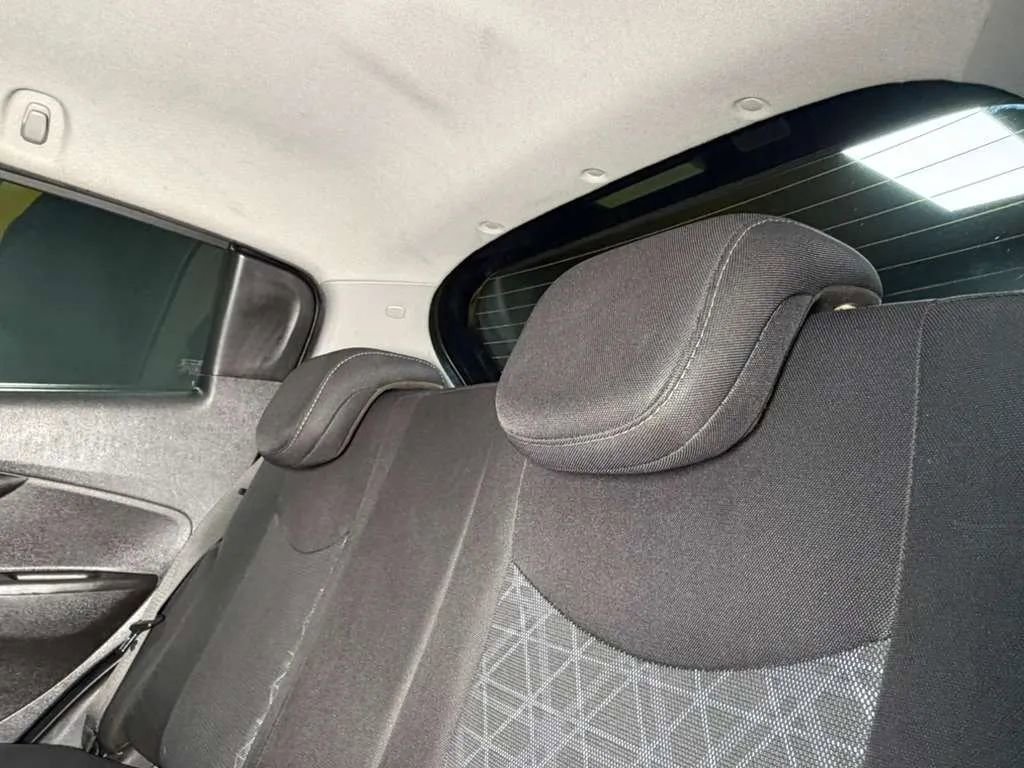 Used 2020 Chevrolet Spark LT image 18