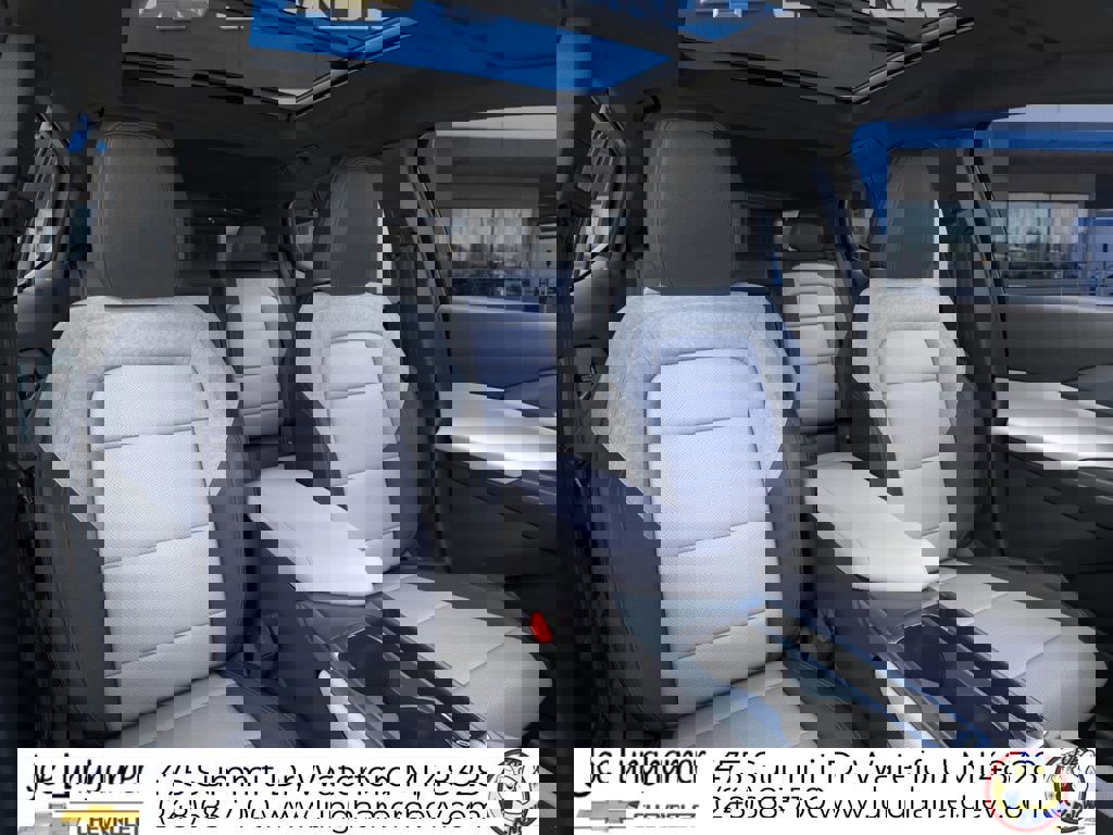 New 2026 Chevrolet Equinox EV LT image 17