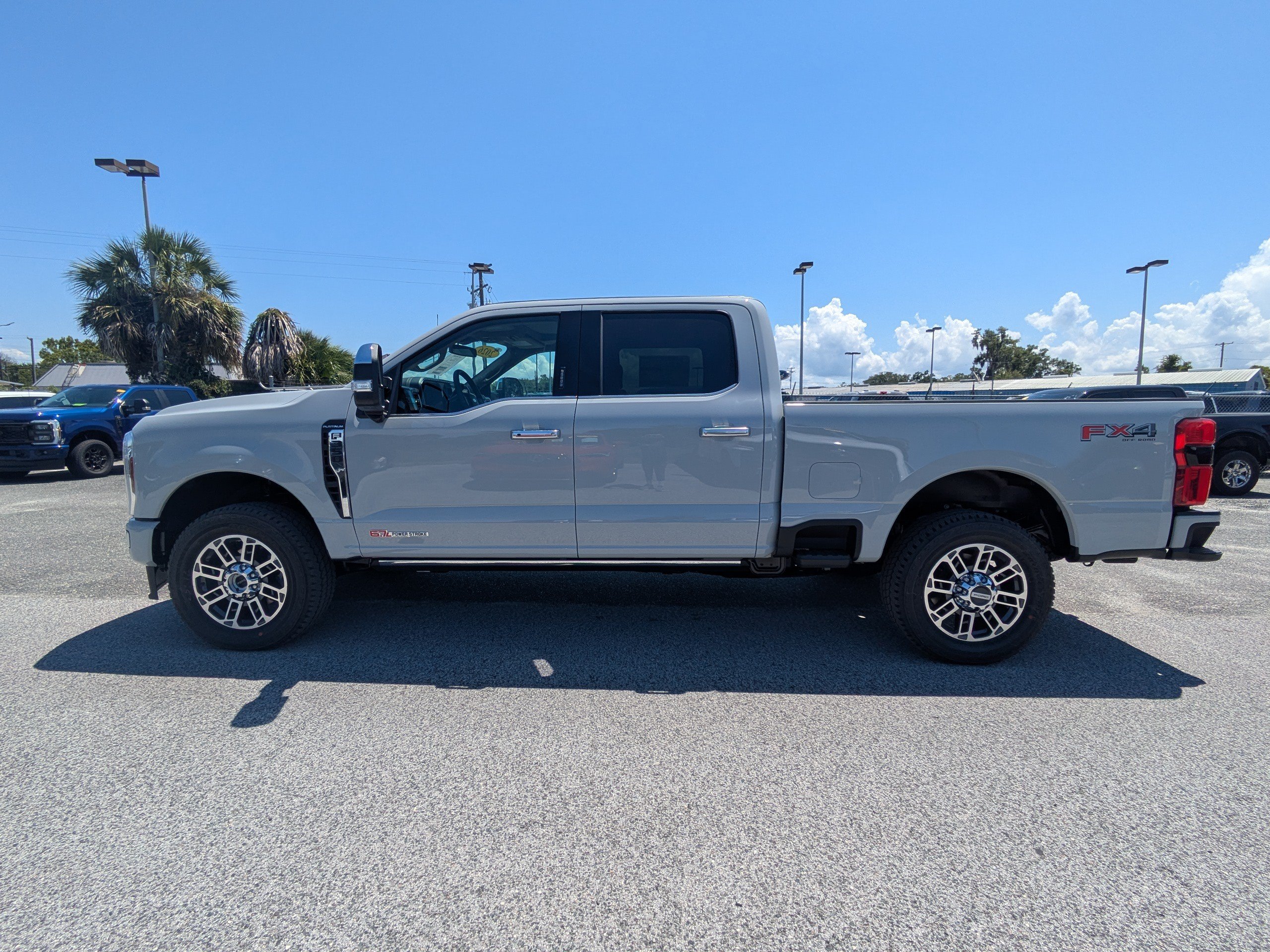 New 2026 Ford F350 Platinum w/ Platinum Plus Package AWD/4WD image 7