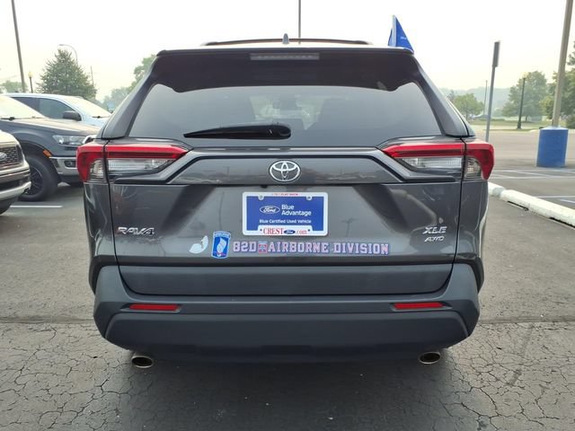 Used 2019 Toyota RAV4 XLE w/ Convenience Package AWD/4WD image 5
