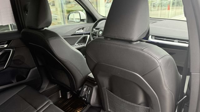 Used 2023 BMW X1 xDrive28i AWD/4WD image 23