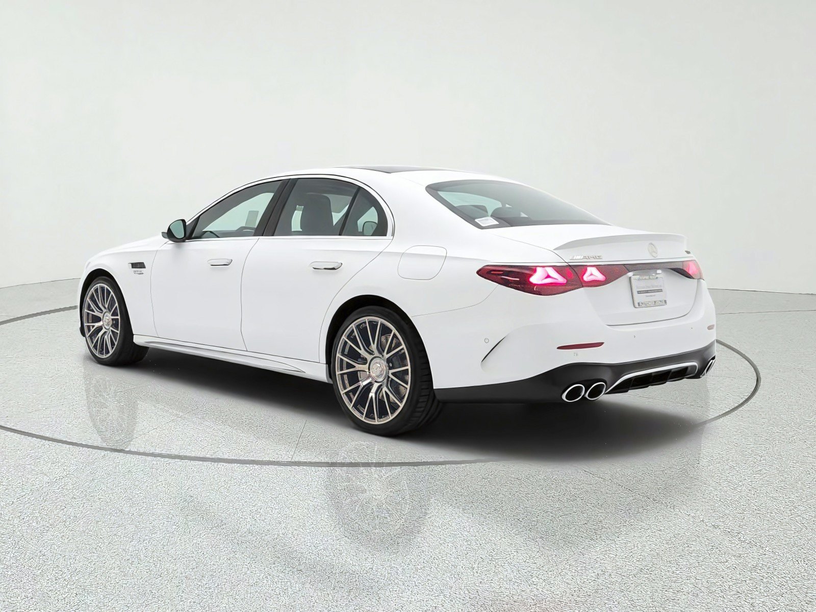 New 2027 Mercedes-Benz E 53 AMG e 4MATIC Sedan image 7