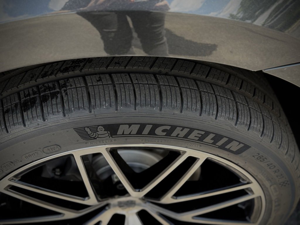 New 2025 Porsche Macan image 20