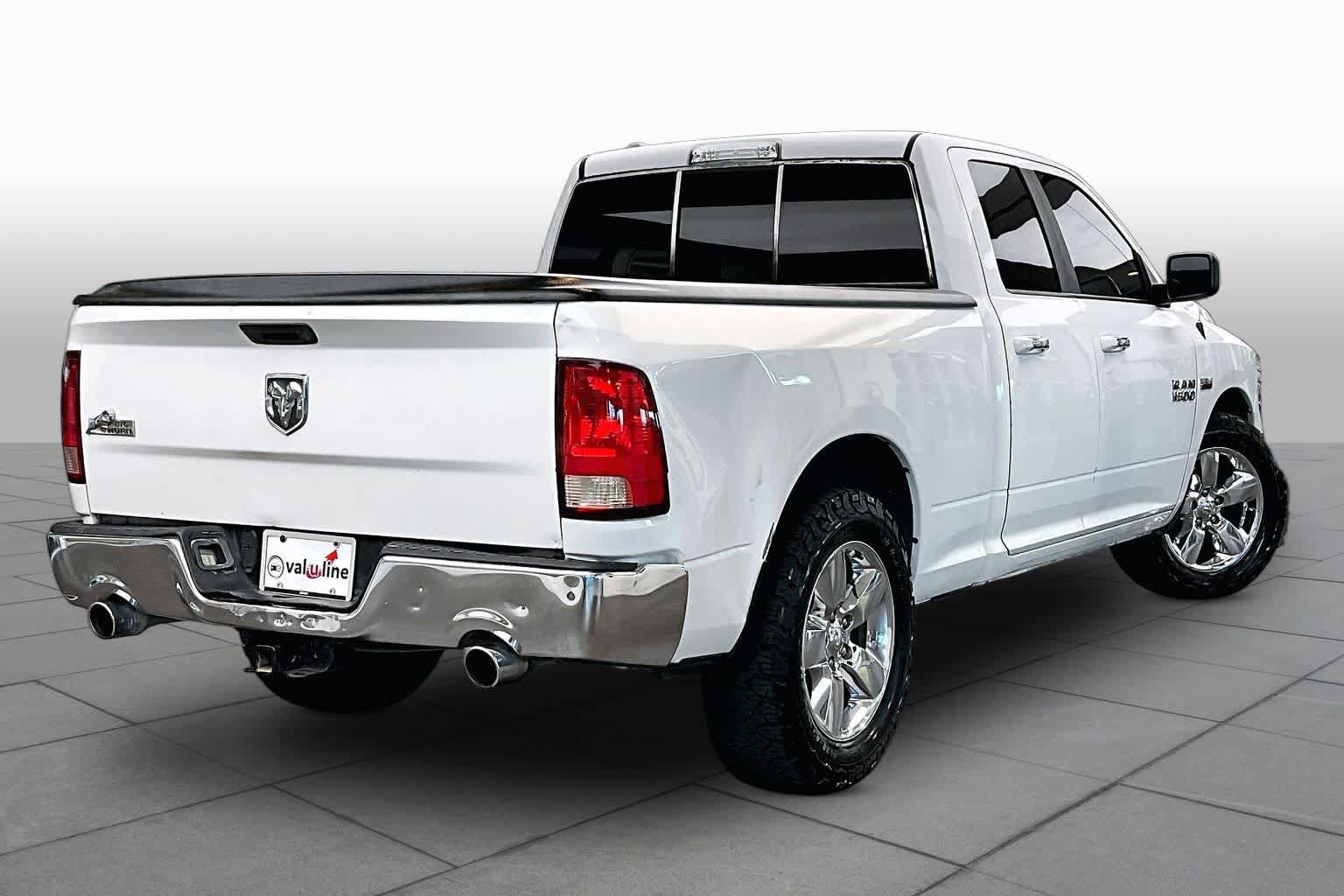 Used 2015 RAM 1500 Classic SLT RWD image 12