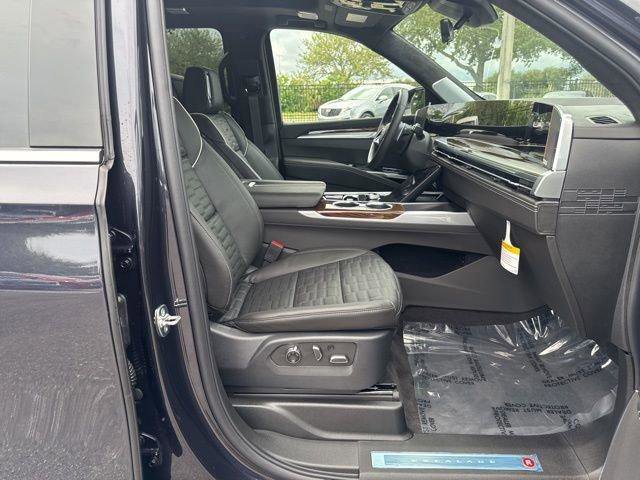 New 2025 Cadillac Escalade ESV Premium Luxury Platinum image 24