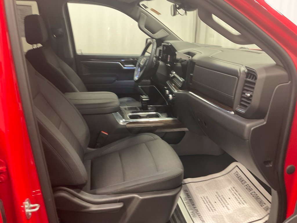 Used 2023 GMC Sierra 1500 Elevation w/ X31 Off-Road Package AWD/4WD image 9