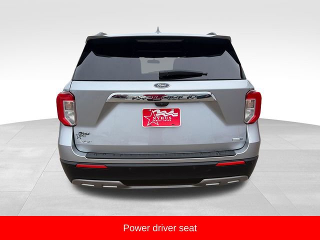 Used 2020 Ford Explorer XLT w/ Equipment Group 202A image 6
