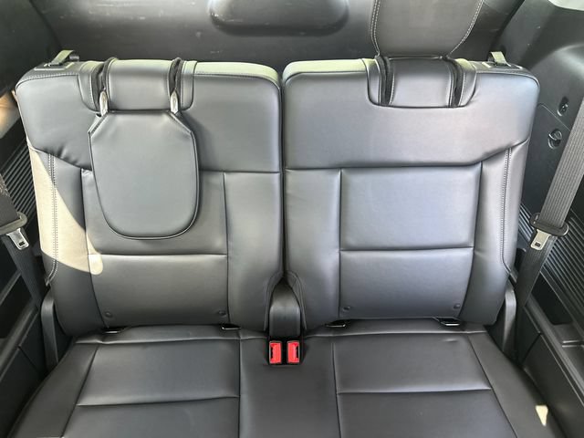 Certified 2022 Ford Explorer XLT w/ Equipment Group 202A AWD/4WD image 24