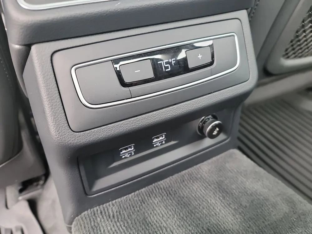 Used 2020 Audi A6 2.0T Premium w/ Convenience Package image 29