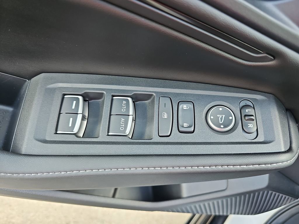Used 2023 Honda Accord Sport image 30