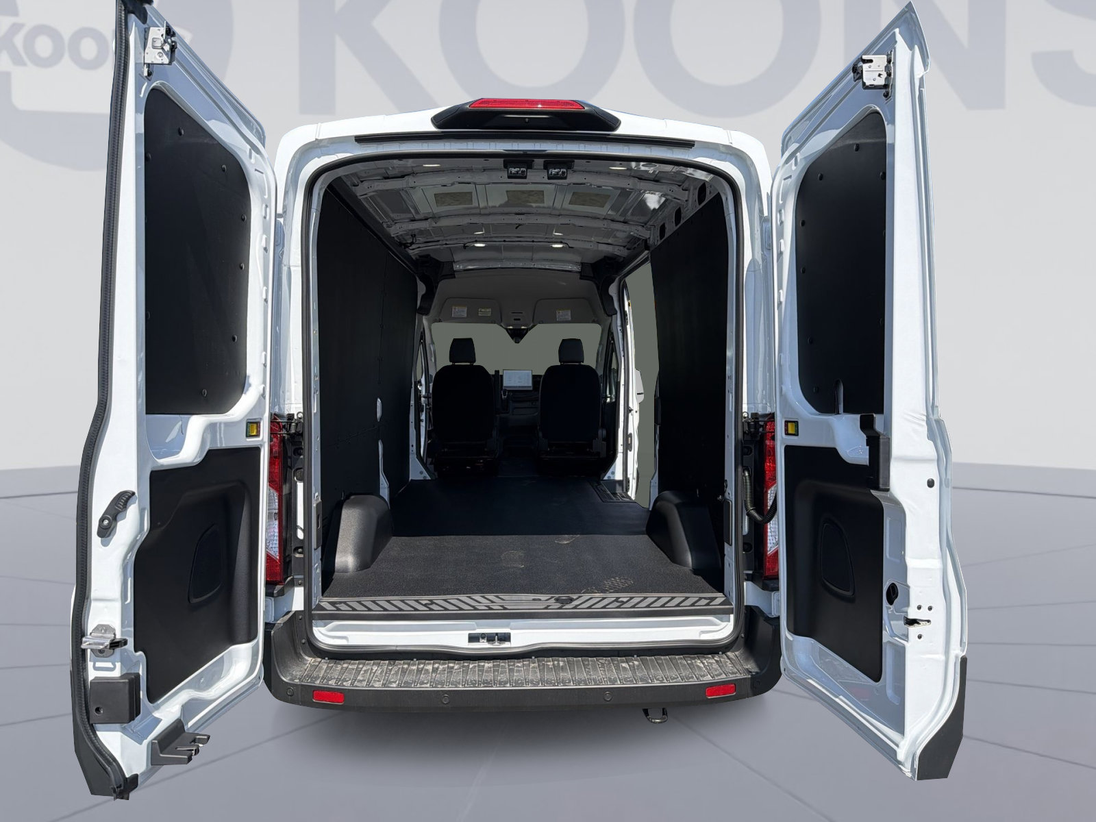 New 2026 Ford Transit 250 148 Medium Roof w/ Load Area Protection Package RWD image 29