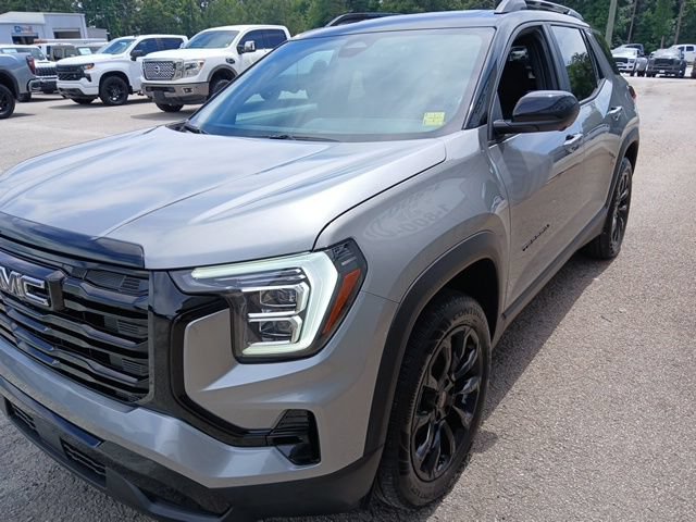 Used 2026 GMC Terrain Elevation w/ Elevation Premium Package AWD/4WD image 7