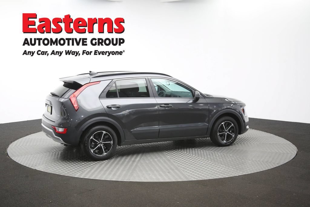 Used 2025 Kia Niro LX FWD image 41