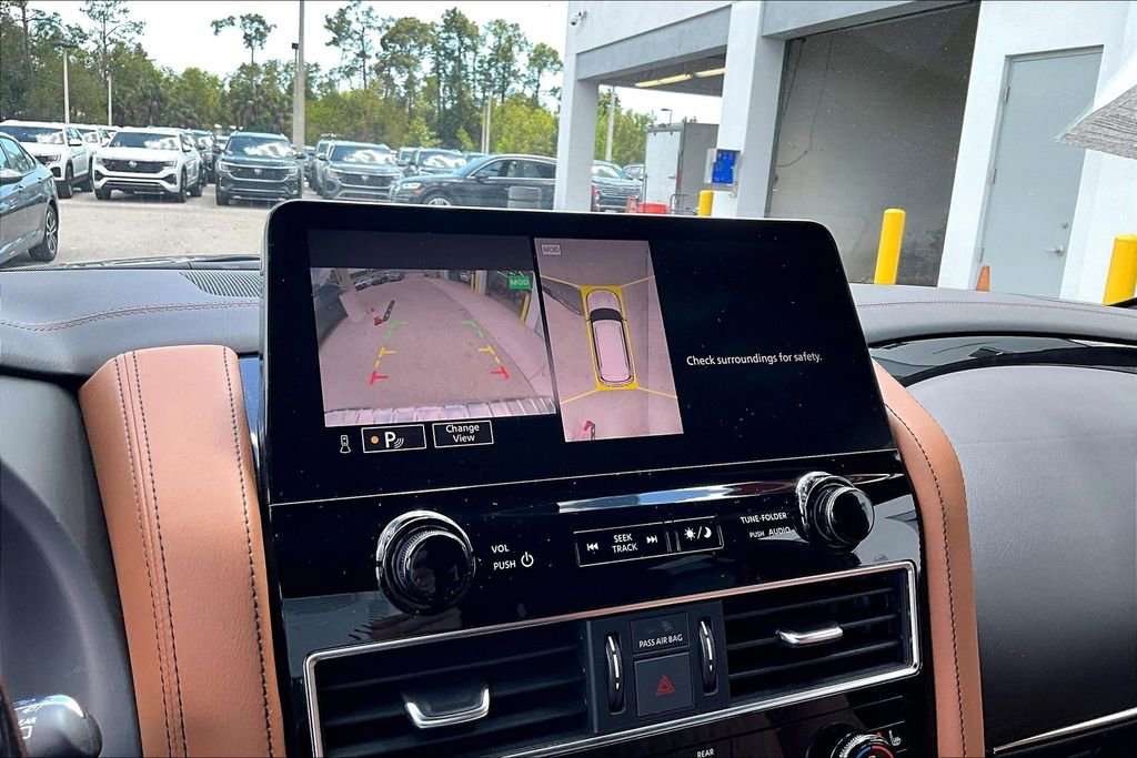 Used 2024 INFINITI QX80 Sensory image 27