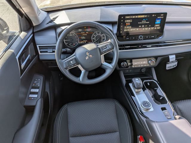 New 2026 Mitsubishi Outlander ES FWD image 27