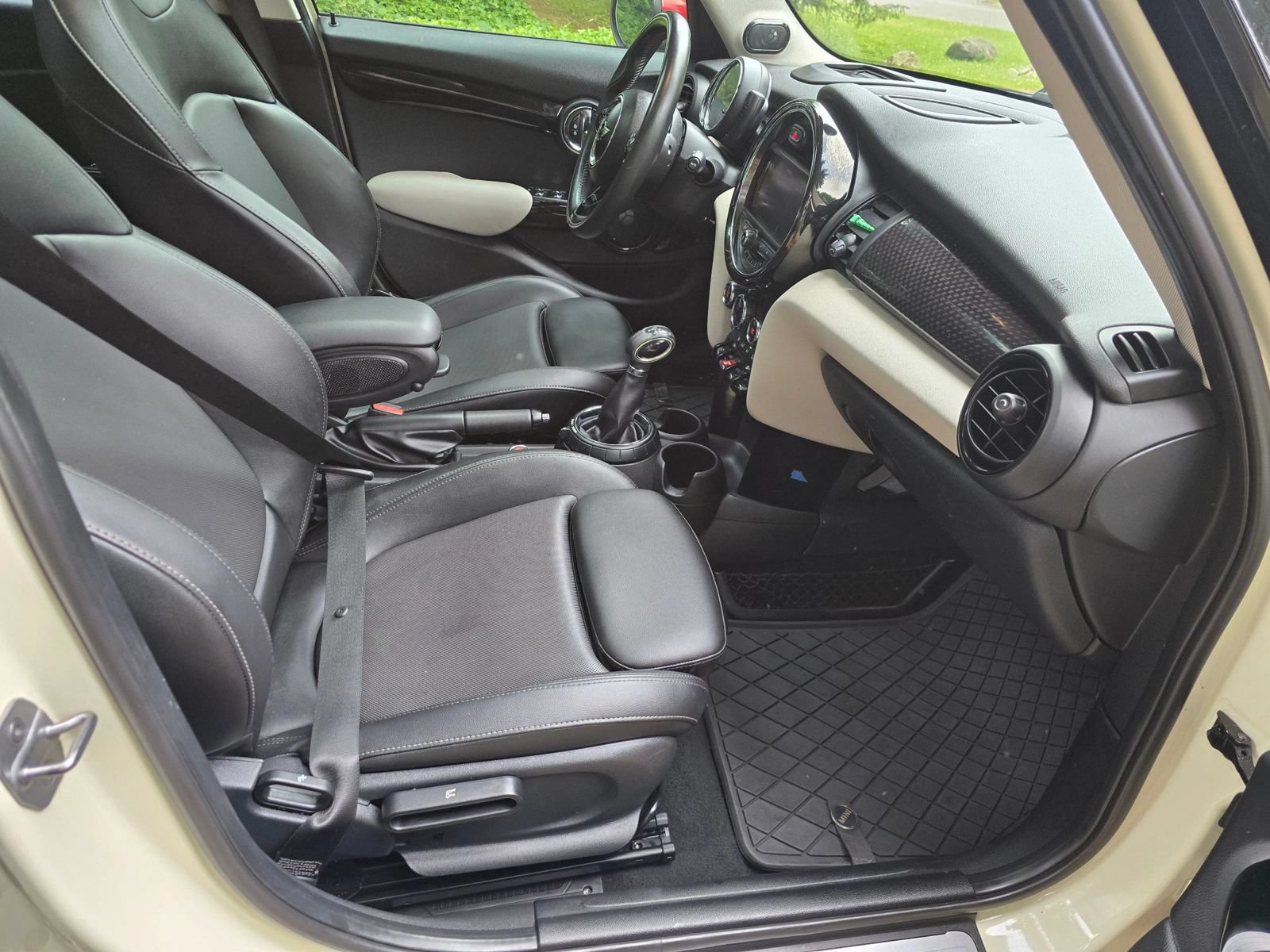 Used 2016 MINI Cooper S FWD image 12