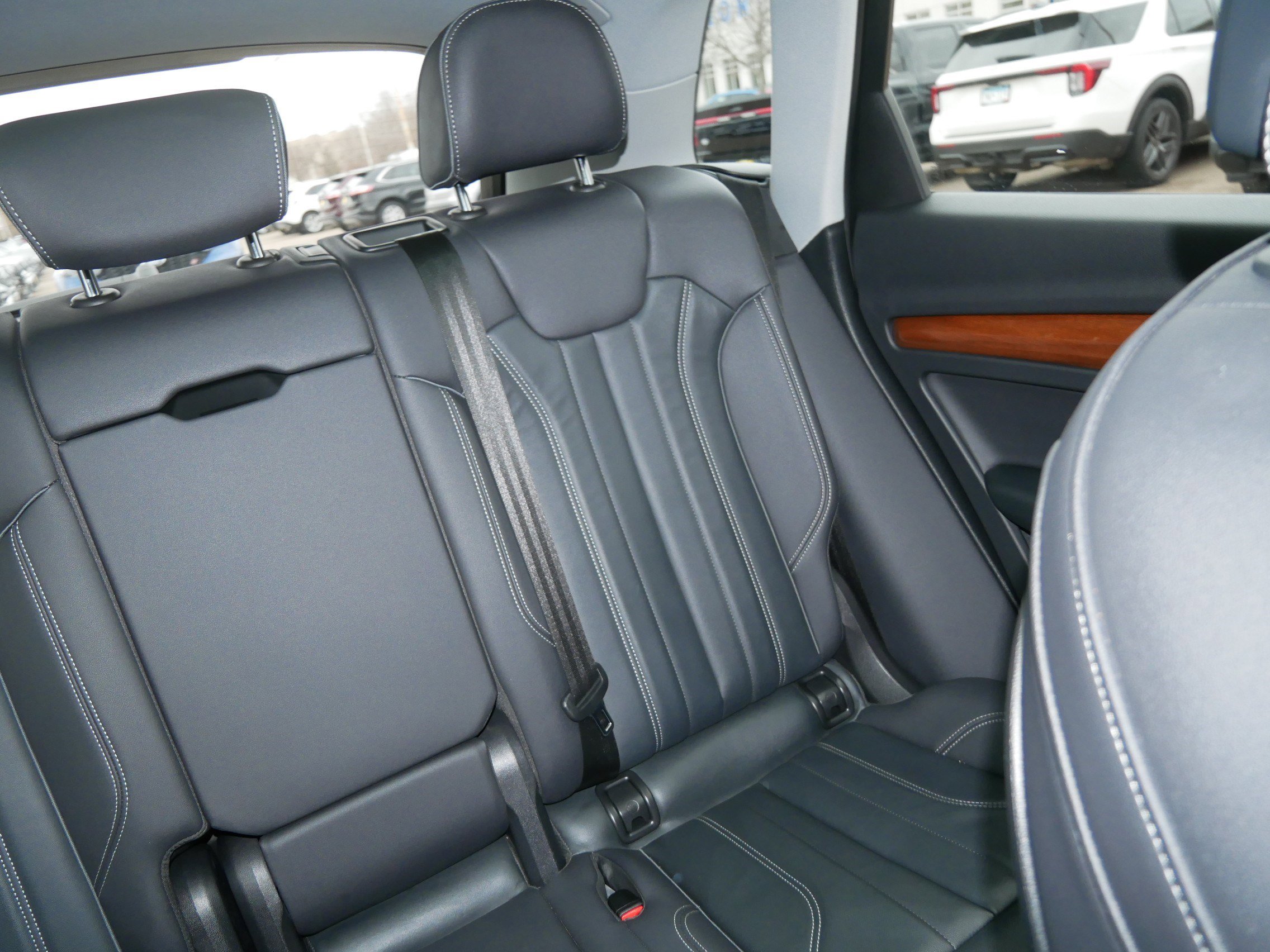 Used 2023 Audi Q5 e Premium w/ Convenience Package AWD/4WD image 14