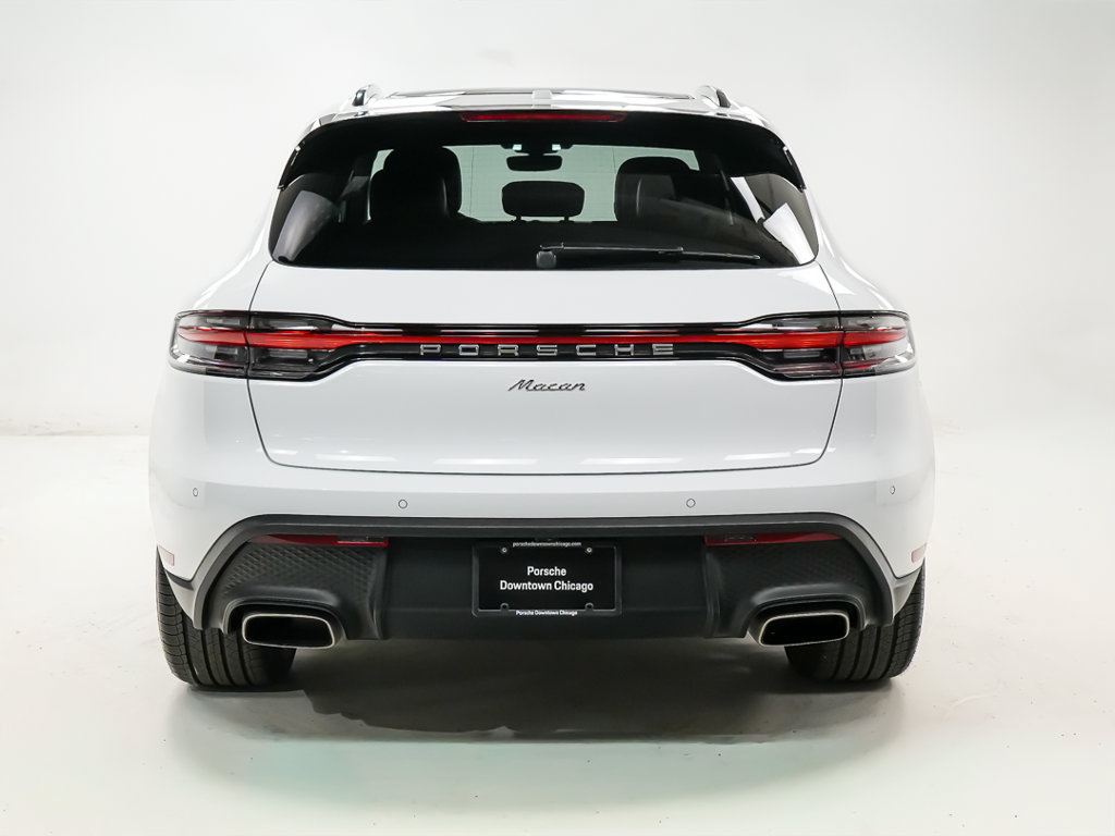 Certified 2024 Porsche Macan AWD/4WD image 11