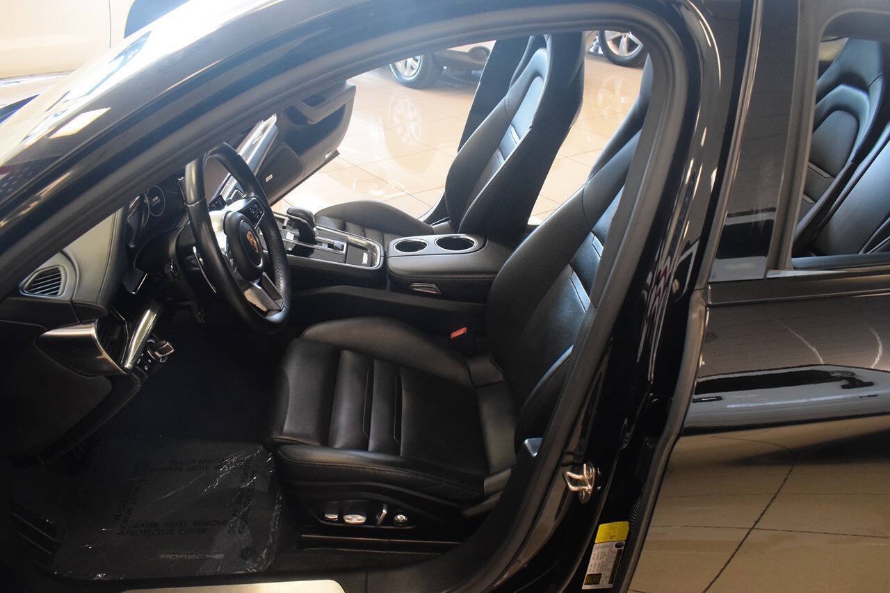 Used 2018 Porsche Panamera 4 AWD/4WD image 67