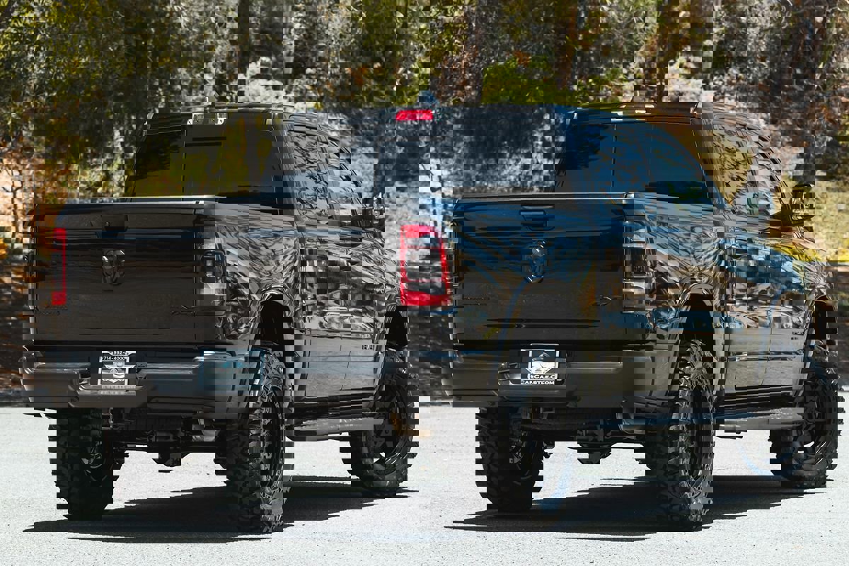 Used 2022 RAM 1500 Big Horn w/ Built-to-serve Edition image 5