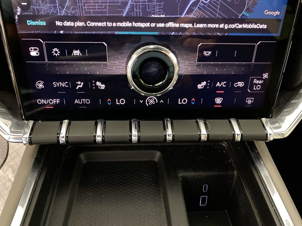 Used 2024 GMC Acadia Elevation w/ Trailering Package image 19