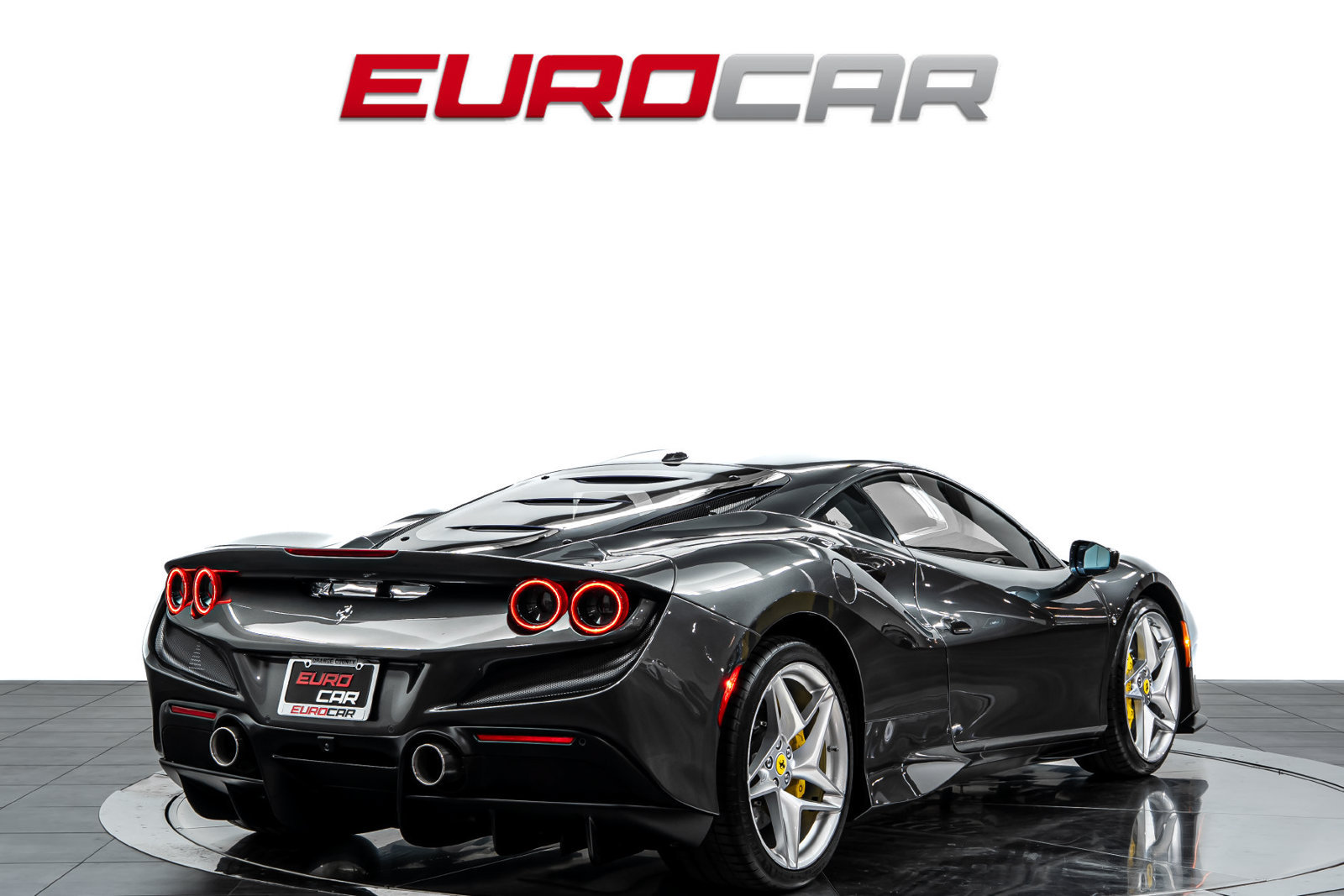 Used 2021 Ferrari F8 Tributo RWD image 5