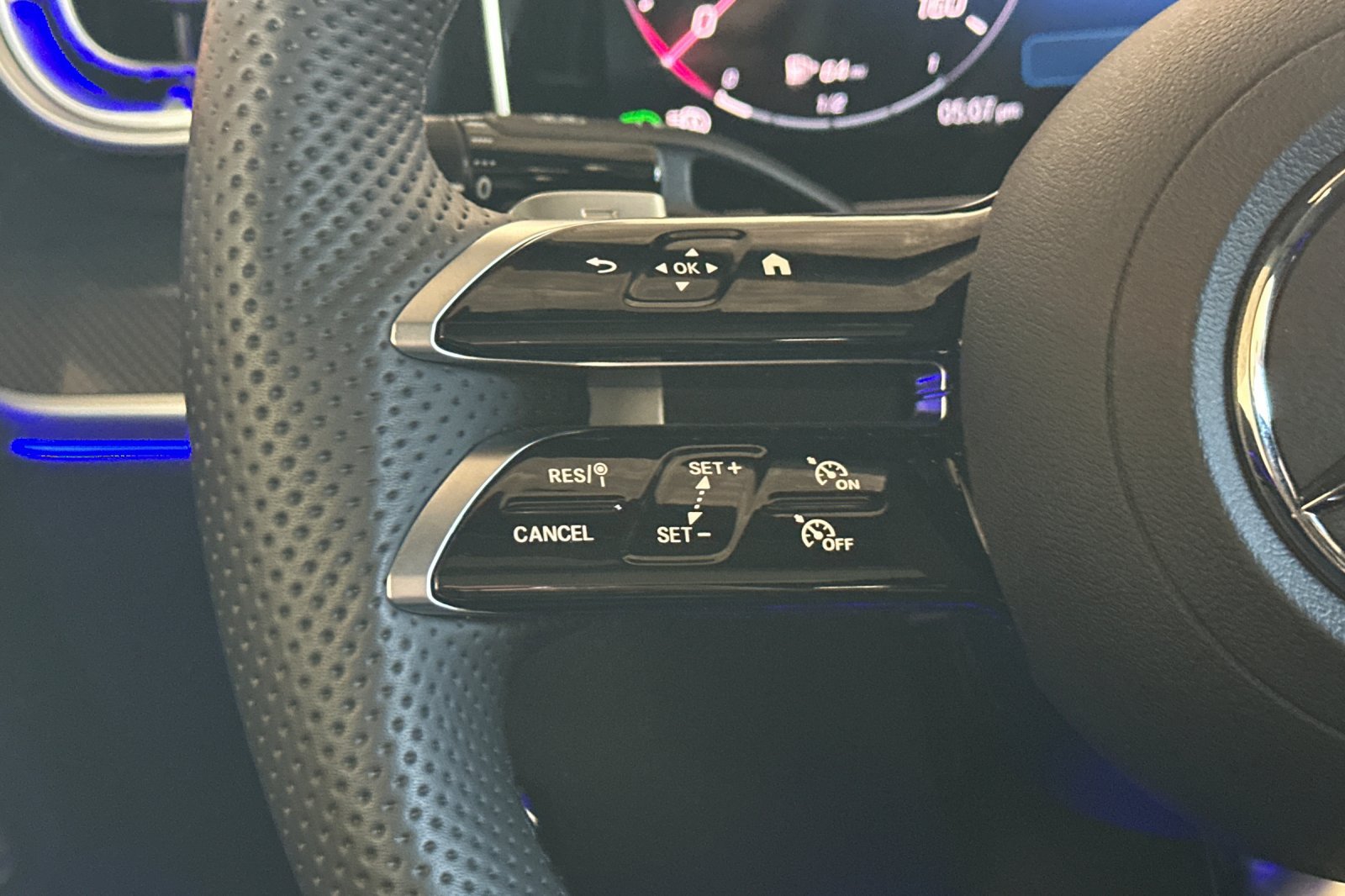 Certified 2026 Mercedes-Benz CLE 450 4MATIC Coupe image 30