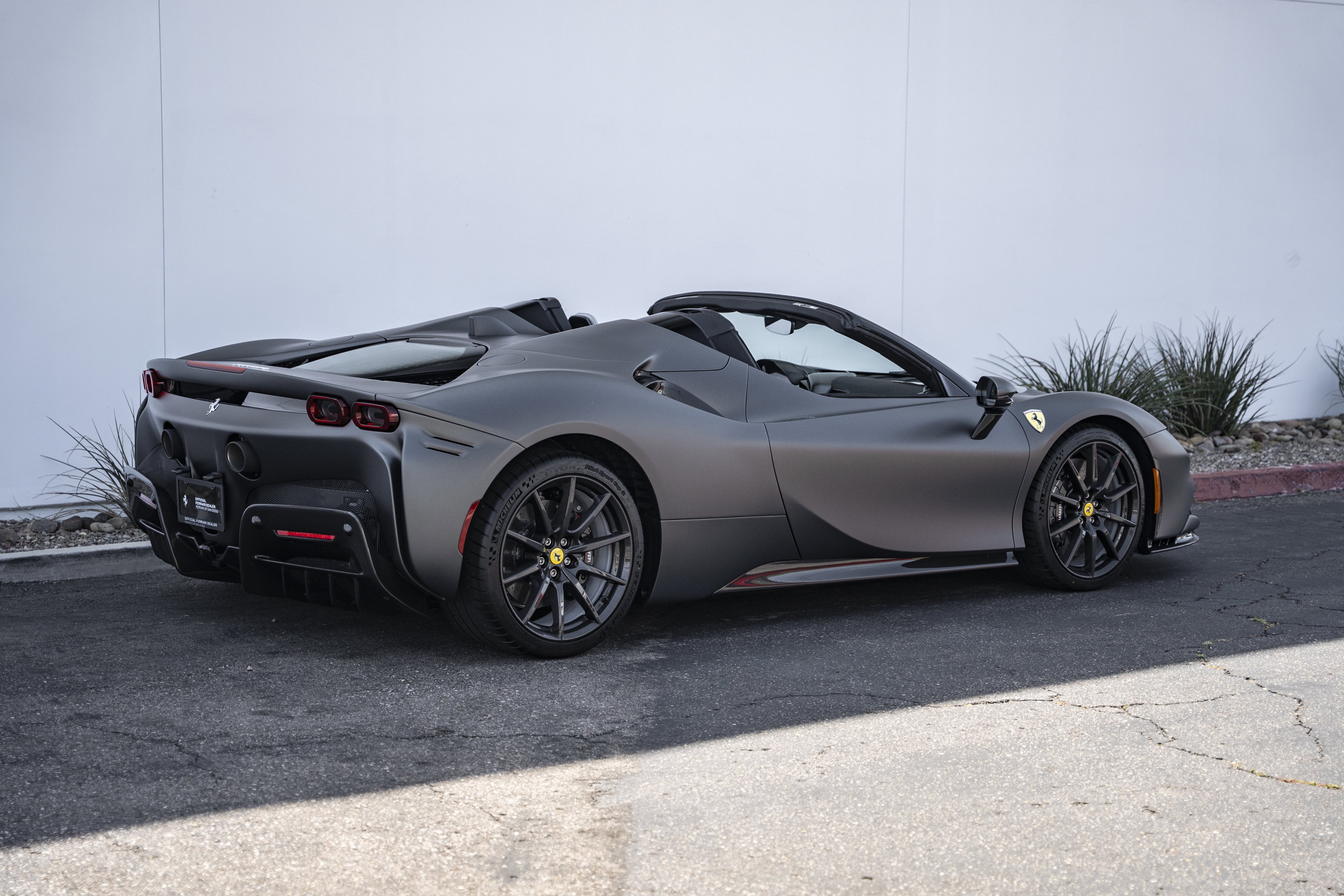 Used 2025 Ferrari SF90 Spider AWD/4WD image 6
