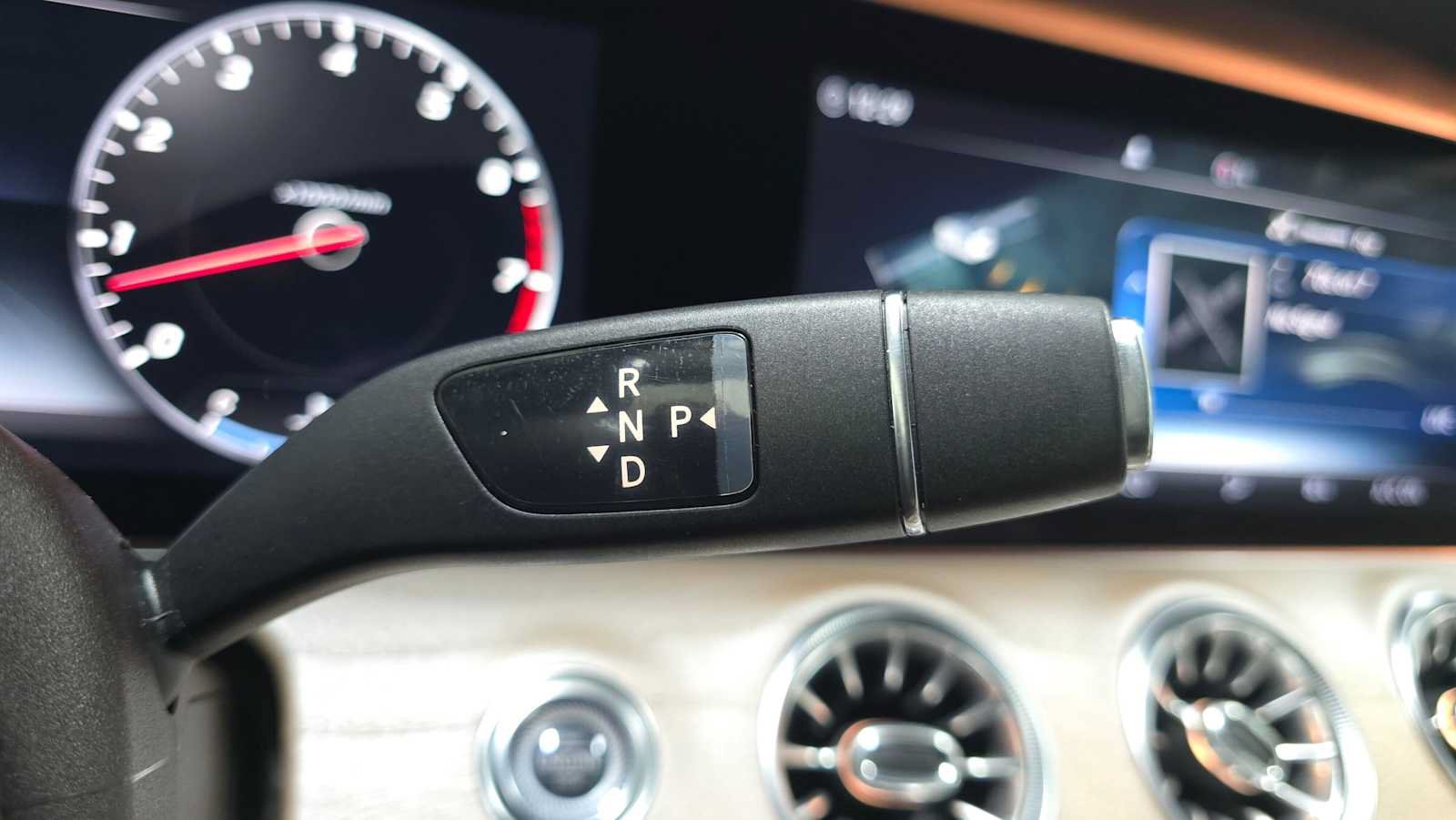 Used 2020 Mercedes-Benz E 450 4MATIC Cabriolet image 35