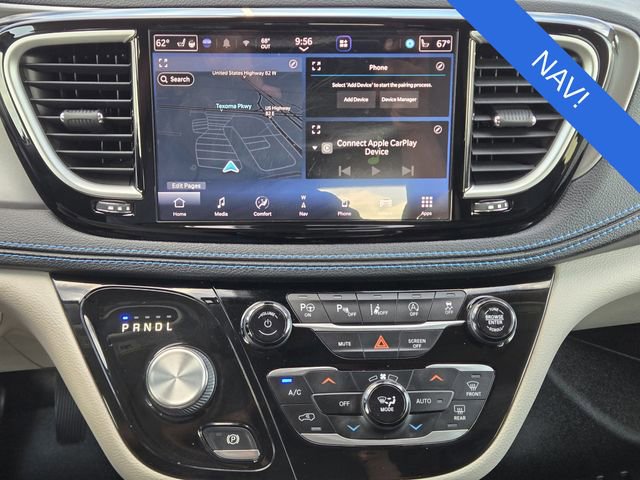 Used 2021 Chrysler Pacifica Touring-L w/ Premium & Safety Sphere Group image 16