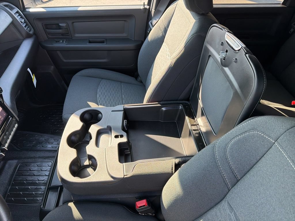 New 2026 RAM 3500 Tradesman AWD/4WD image 42
