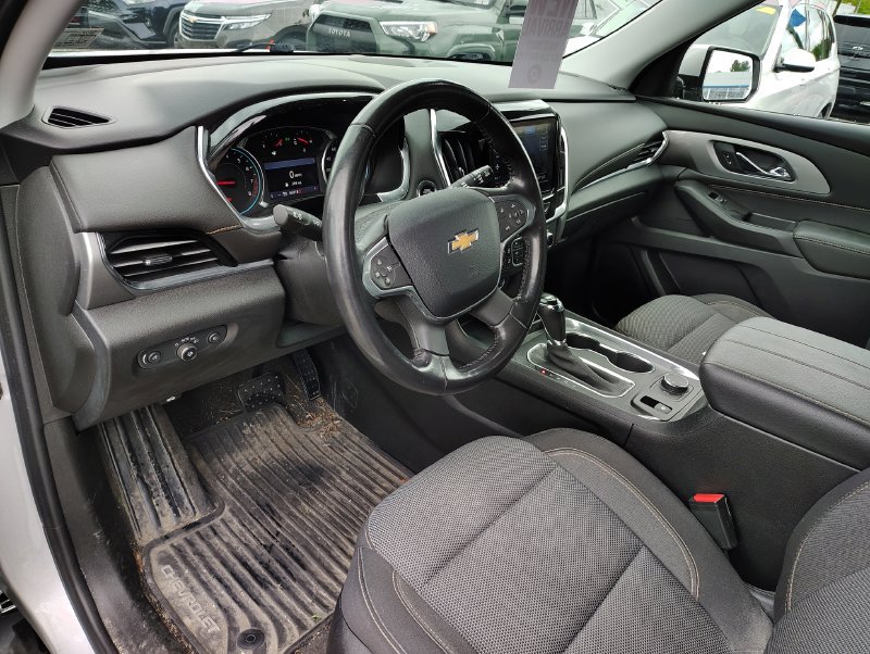Used 2020 Chevrolet Traverse LT FWD image 10