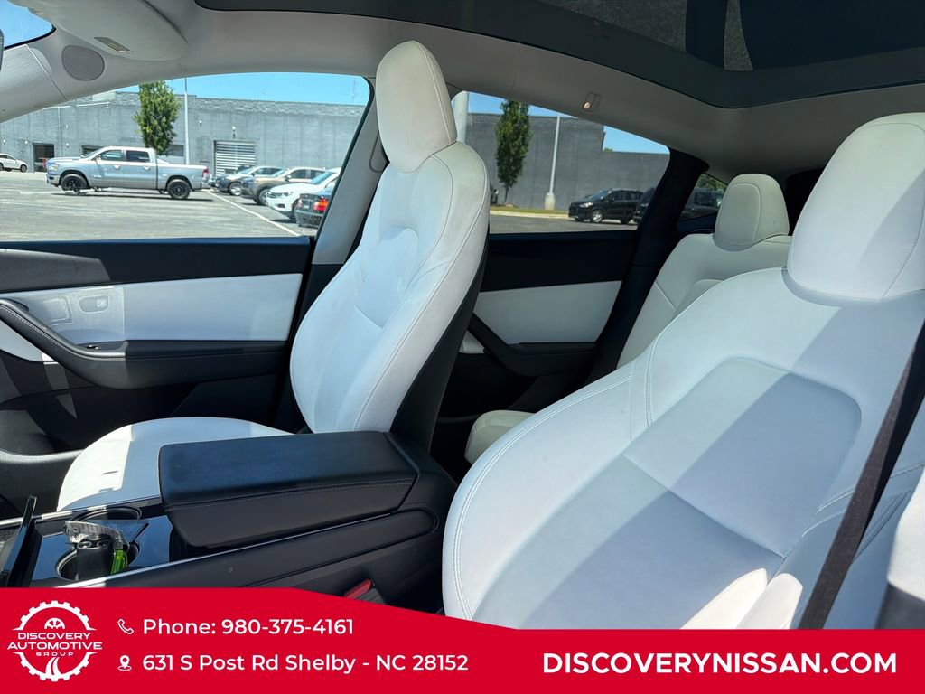 Used 2021 Tesla Model Y Long Range AWD/4WD image 17
