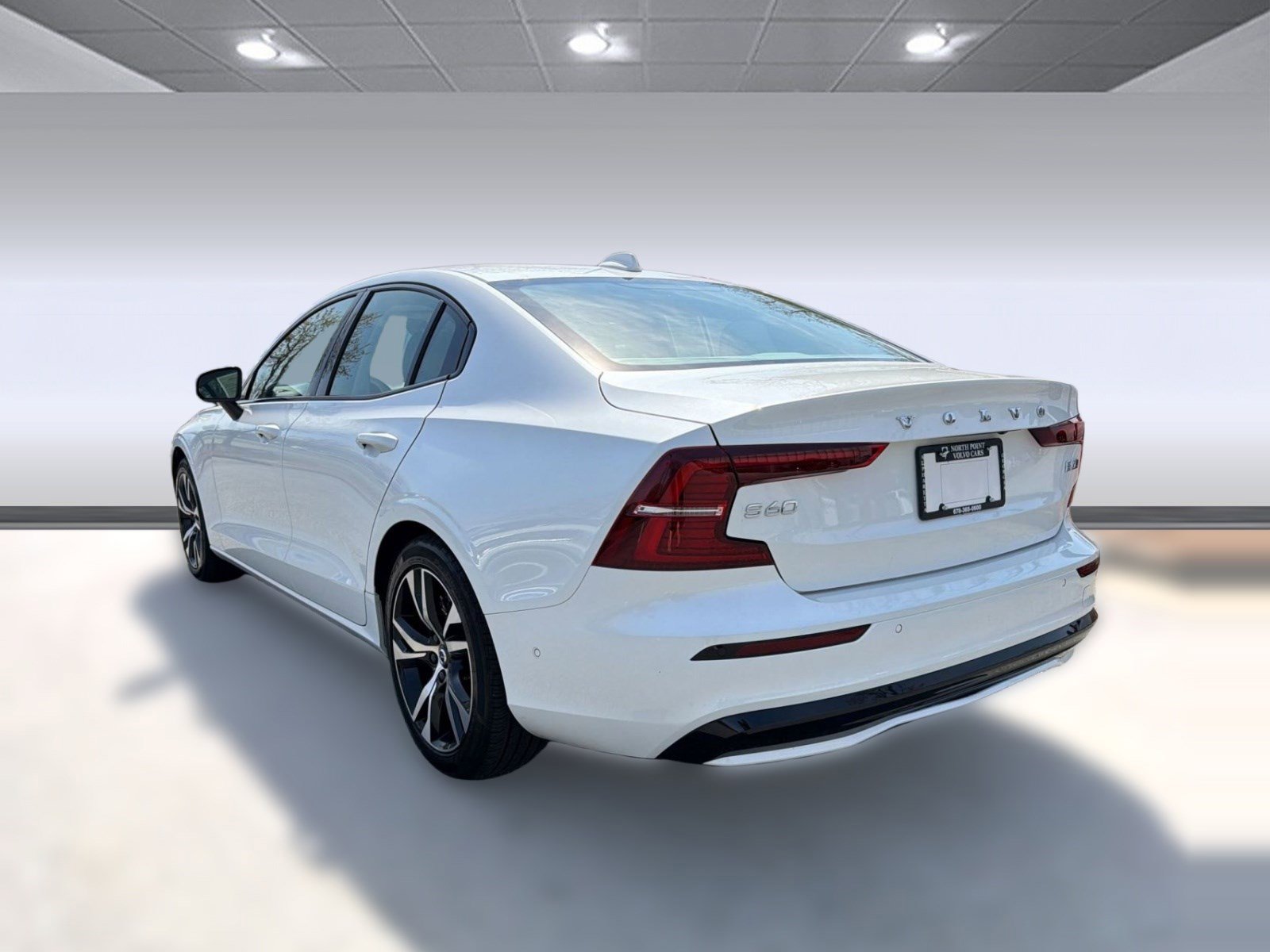 Certified 2024 Volvo S60 B5 Plus w/ Climate Package image 3