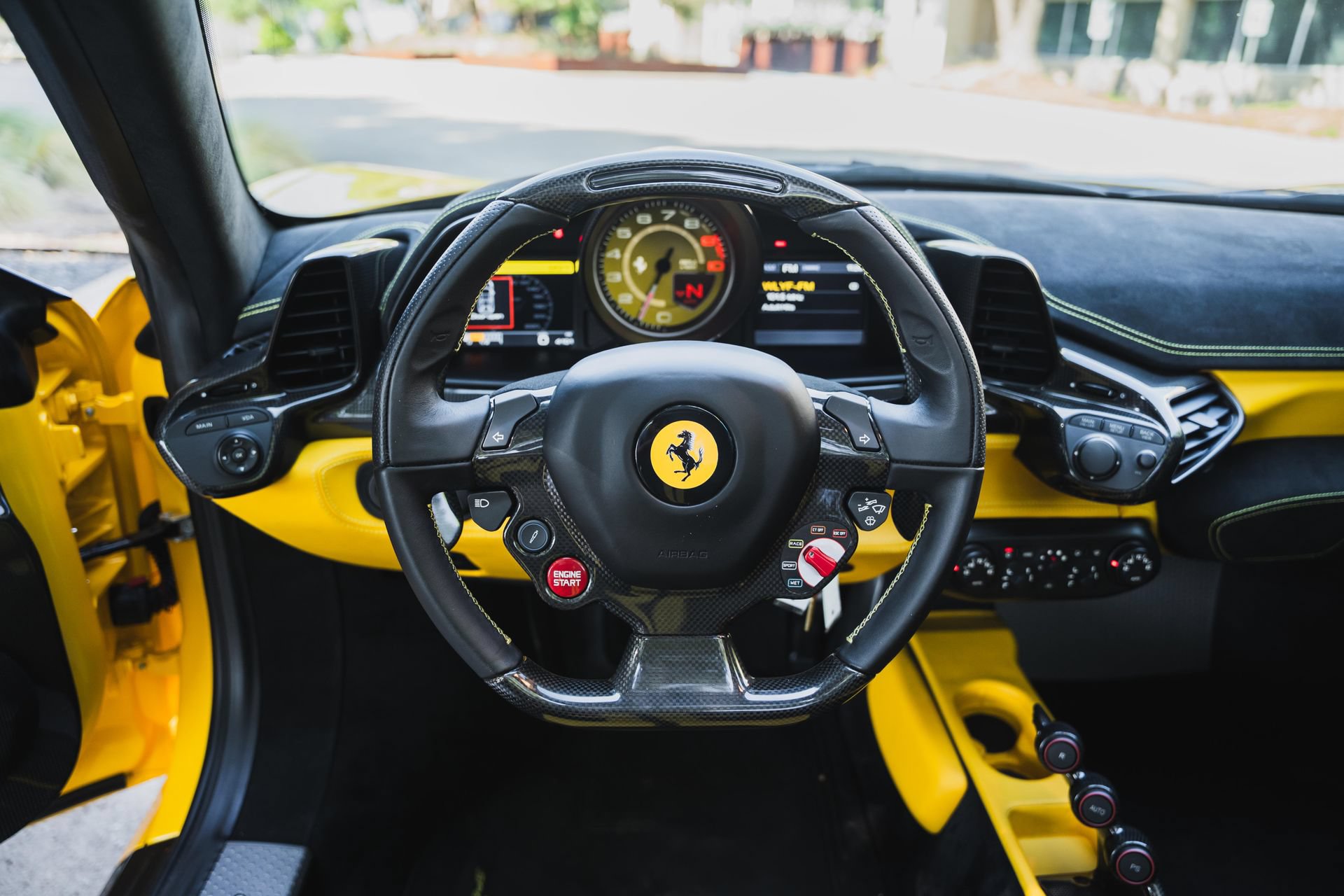 Used 2015 Ferrari 458 Speciale A RWD image 41