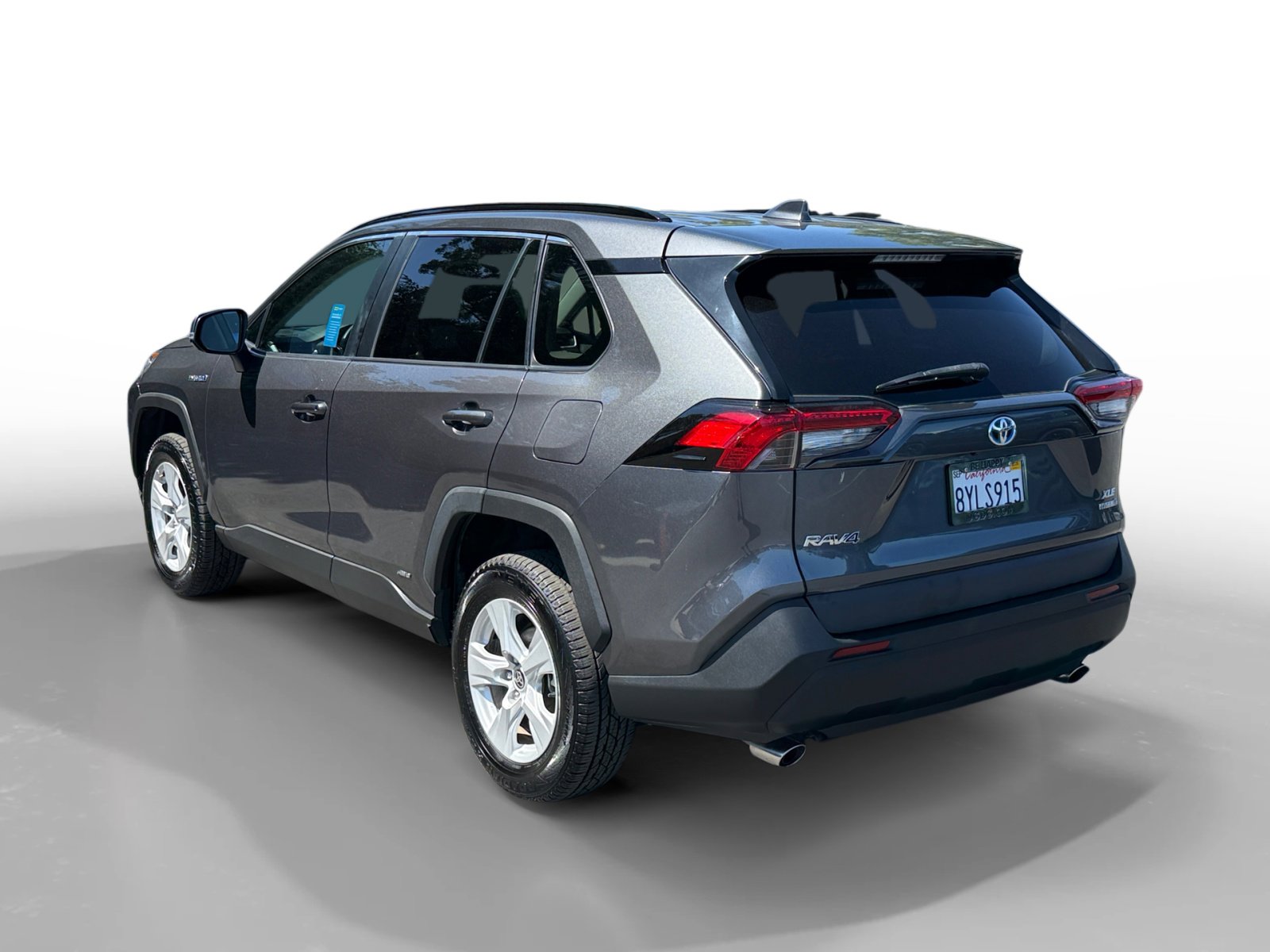 Used 2021 Toyota RAV4 XLE w/ Convenience Package AWD/4WD image 3