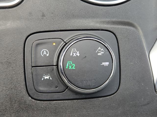 Used 2022 Chevrolet Traverse Premier w/ Redline Edition image 9