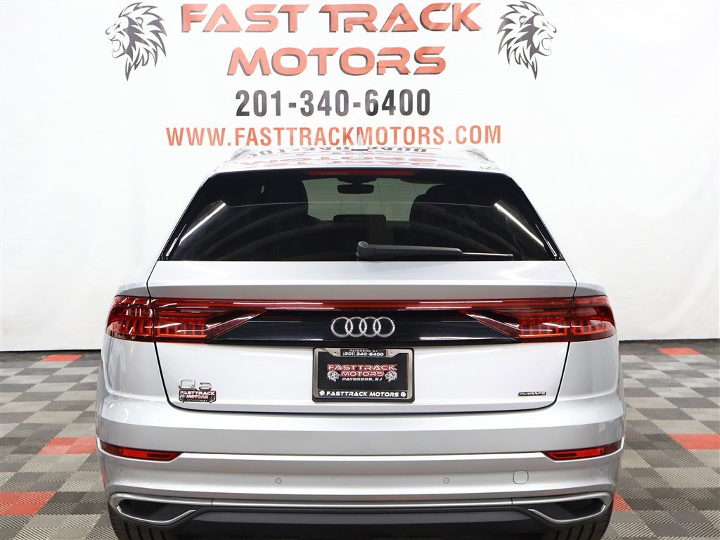 Used 2019 Audi Q8 Premium Plus w/ Premium Plus AWD/4WD image 5