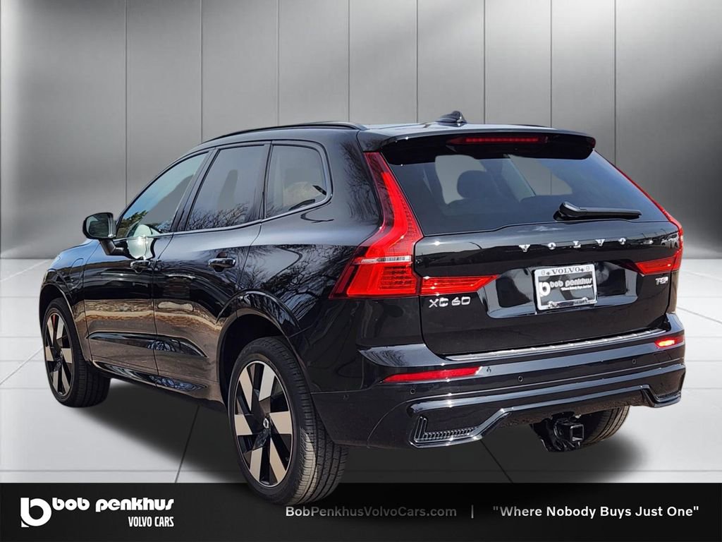 Used 2025 Volvo XC60 T8 Plus w/ Protection Package Premier image 26
