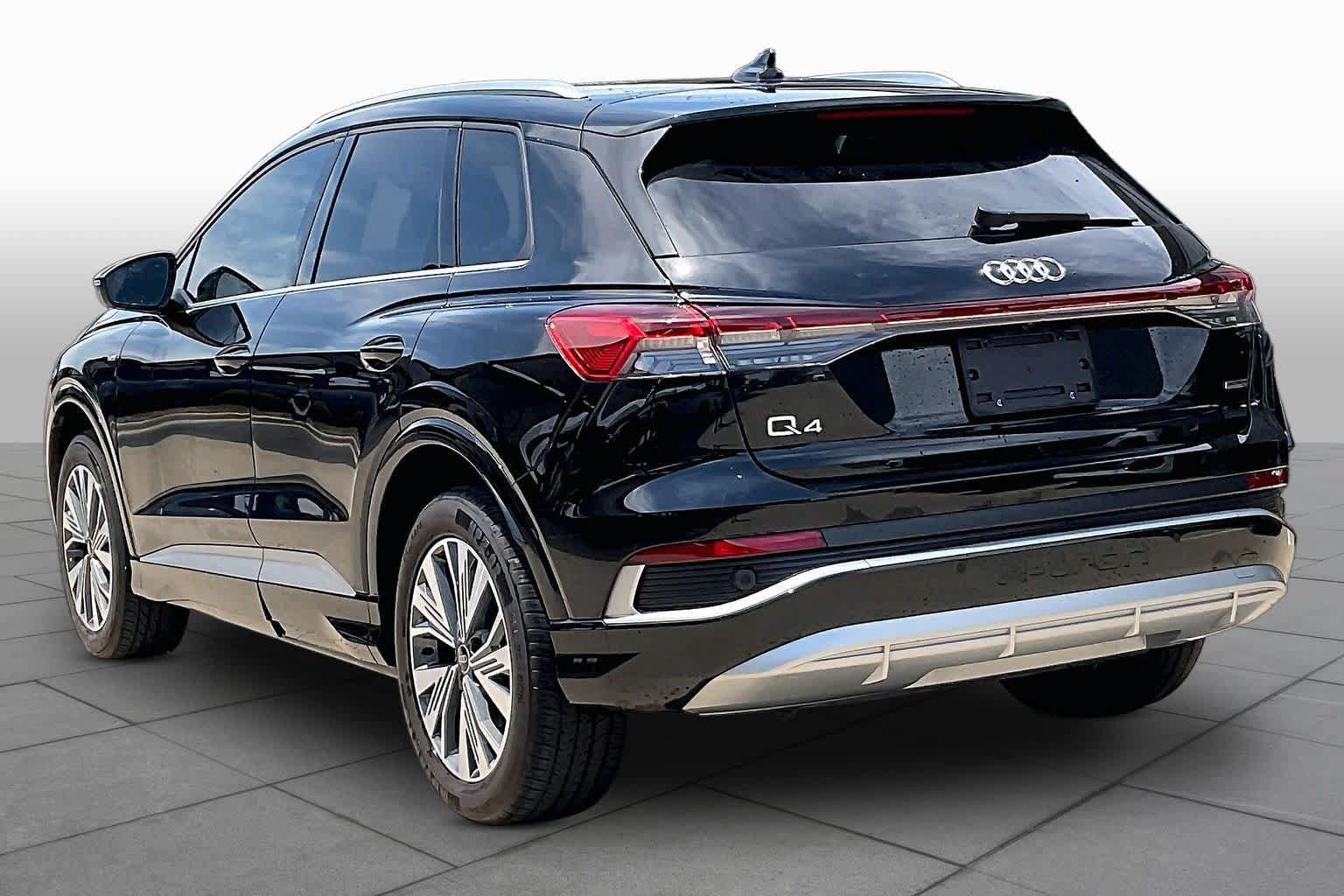 Used 2023 Audi Q4 e-tron Premium w/ Convenience Package AWD/4WD image 10