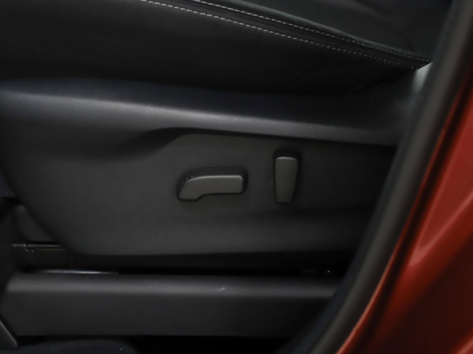 Used 2024 Subaru Ascent Premium w/ Convenience Package image 30