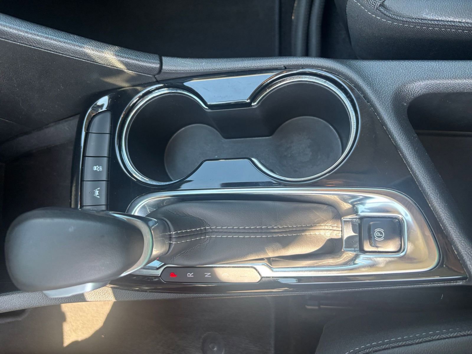 Used 2025 Buick Encore GX Preferred image 39