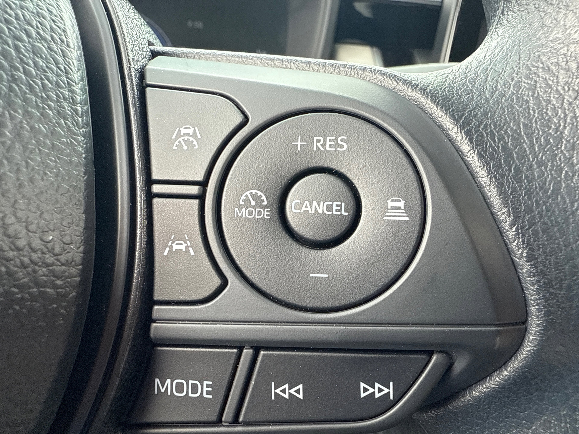 Certified 2026 Toyota Corolla Cross L FWD image 25