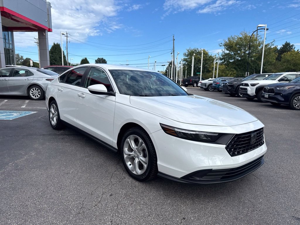 Used 2023 Honda Accord LX image 8