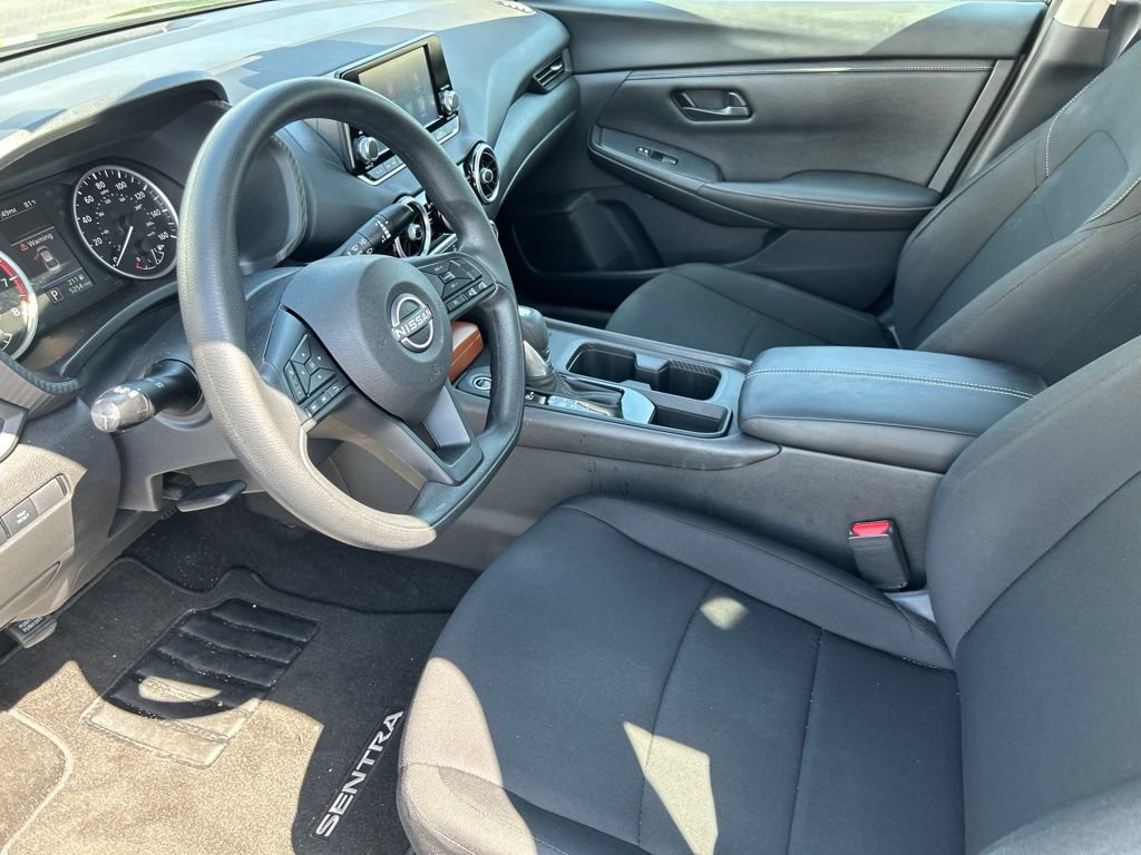 Certified 2025 Nissan Sentra S FWD image 9